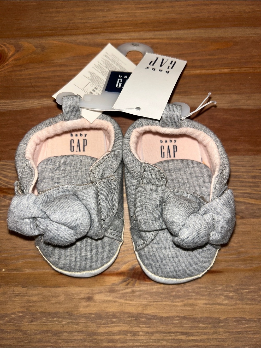 GAP Heather Gray Knit Baby Shoes with Pink Interior